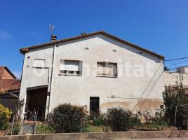 Houses (detached house), 344 m², near bus and train, Madrenys