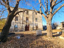 Houses (country house), 637 m², near bus and train, Bescanó