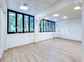 Oficina, 230 m²