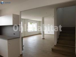 Houses (detached house), 462 m², near bus and train, new