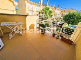 Houses (terraced house), 215 m², near bus and train, Altafulla