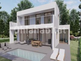 New home - Houses in, 240 m², near bus and train, new