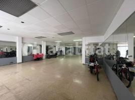 Local comercial, 900 m²