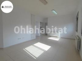 Flat, 114 m², near bus and train, CASCO ANTIGUO