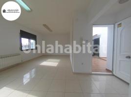 Flat, 114 m², near bus and train, CASCO ANTIGUO