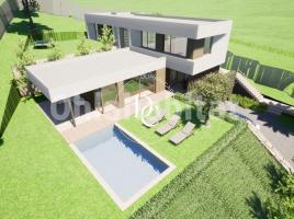 New home - Houses in, 357 m², near bus and train, new