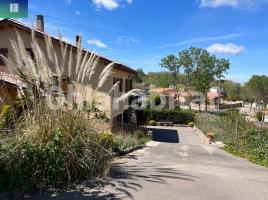 Houses (country house), 202 m², near bus and train, almost new