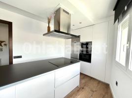 Casa (unifamiliar adosada), 266 m², cerca de bus y tren, seminuevo, Callus