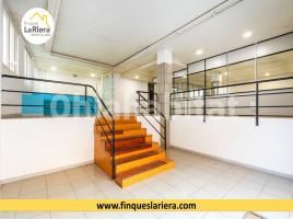 Local comercial, 230 m²