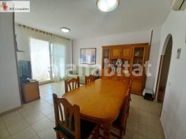 Apartament, 71 m², prop de bus i tren, seminou