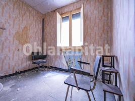 Hostel, 215 m², Olot