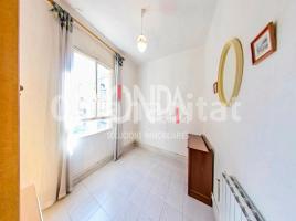 Piso, 81 m², cerca de bus y tren