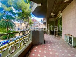 Flat, 138 m², near bus and train, Temple