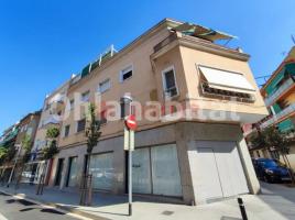 For rent business premises, 203 m², La Gavarra