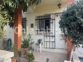 Houses (terraced house), 115 m², near bus and train, Albinyana