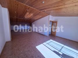 Houses (terraced house), 258 m², almost new