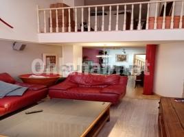 Dúplex, 156 m², cerca de bus y tren, seminuevo, Centro-Muntanyeta