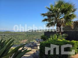 Houses (villa / tower), 581 m²