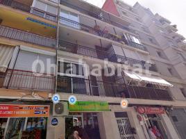 Apartament, 93 m², près de bus et de train, Calle Sant Fermí