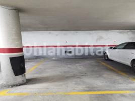 Parking, 10 m², Calle d'Orient