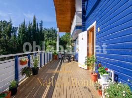 Houses (villa / tower), 210 m²