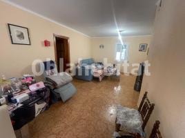 Apartament, 130 m², near bus and train