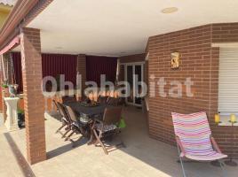 Casa (xalet / torre), 185 m², prop de bus i tren