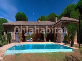 Houses (villa / tower), 500 m², almost new