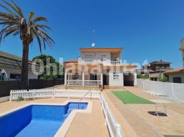 Casa (xalet / torre), 165 m², seminou, Calle de l'Estiu