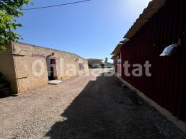 Casa (xalet / torre), 1172 m², Calle AMPORTELLS