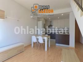 Dúplex, 134 m², cerca de bus y tren, seminuevo, Calle del 11 de Setembre