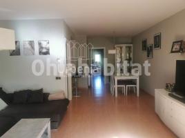 Piso, 135 m², seminuevo, Zona