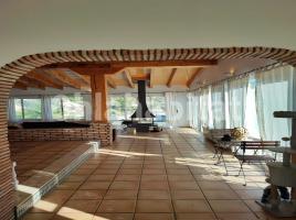 Casa (chalet / torre), 180 m²