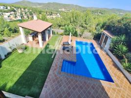 Casa (xalet / torre), 235 m², seminou, Calle Clotes