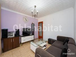 Attic, 66 m², near bus and train