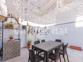 Flat, 83 m², near bus and train, Centre