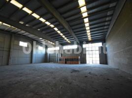 Industrial, 840 m²