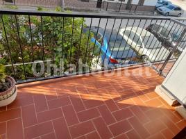 Flat, 43 m², near bus and train, COSTA