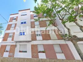 Piso, 72 m², cerca de bus y tren