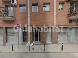 Piso, 90 m², cerca de bus y tren