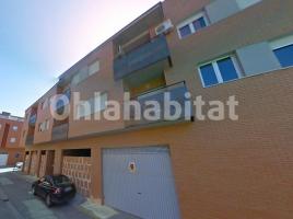 Flat, 107 m², near bus and train