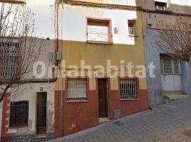 Houses (terraced house), 93 m², near bus and train, Llefià