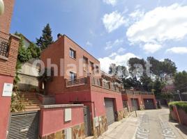 Houses (terraced house), 207 m², near bus and train, almost new, Les Fonts