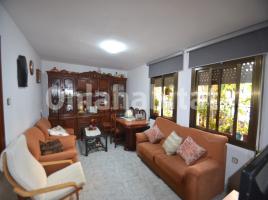 Flat, 74 m², near bus and train, Les Roquetes