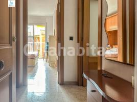 Piso, 49 m², cerca de bus y tren, seminuevo, Semicentre