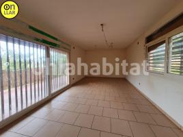 Casa (unifamiliar aïllada), 246 m², prop de bus i tren, seminou, Vallgorguina