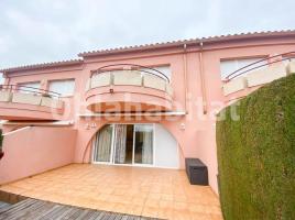 Lloguer Casa (unifamiliar adossada), 125 m², prop de bus i tren, seminou, Fenals