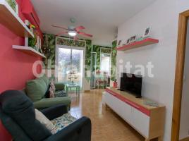 Apartament, 61 m², near bus and train