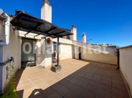 Attic, 72.83 m², near bus and train, almost new, Poble Nou