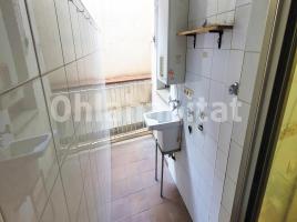 Flat, 92 m², almost new